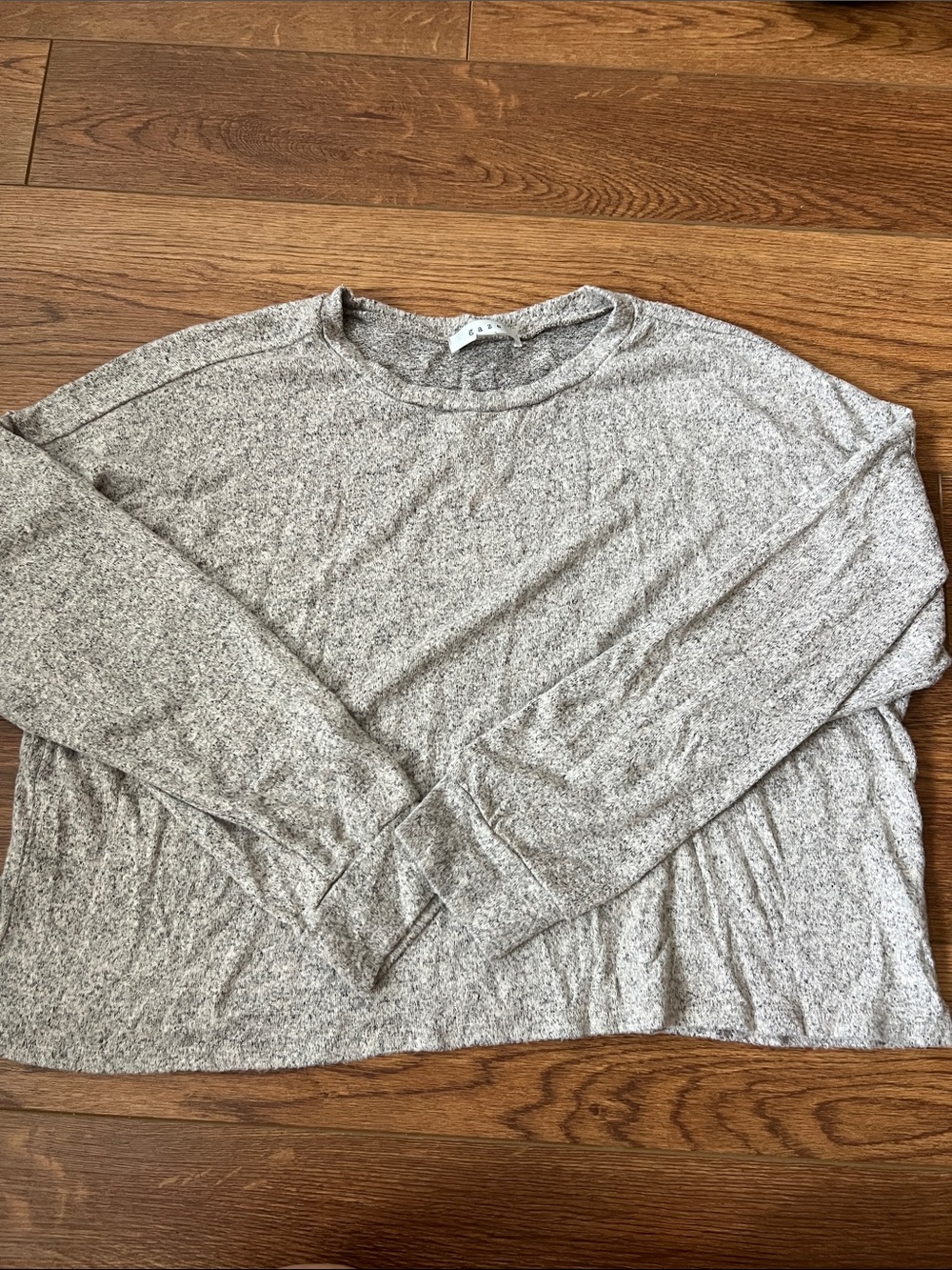 gaze Heather Gray Long Sleeve Crew Neck Tee